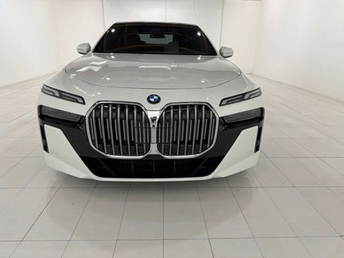 Certified 2023 BMW 760i xDrive w/ Parking Assistance Package AWD/4WD image 6