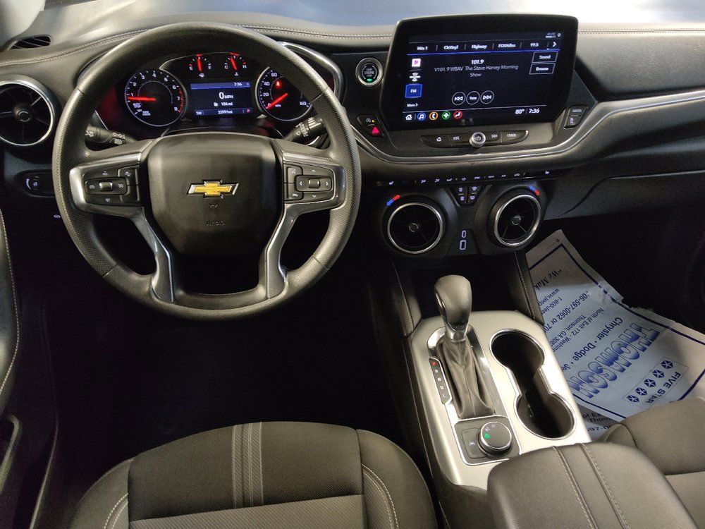 Used 2025 Chevrolet Blazer LT FWD image 22