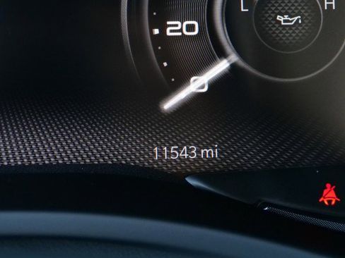 Used 2023 RAM 3500 Limited image 12