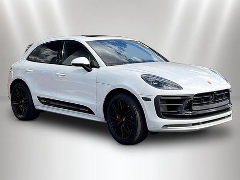 Used 2023 Porsche Macan GTS AWD/4WD image 3
