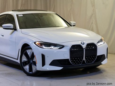 Used 2023 BMW i4 eDrive35 w/ Premium Package RWD image 2