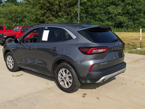 Used 2023 Ford Escape Active w/ Tech Pack #1 AWD/4WD image 5