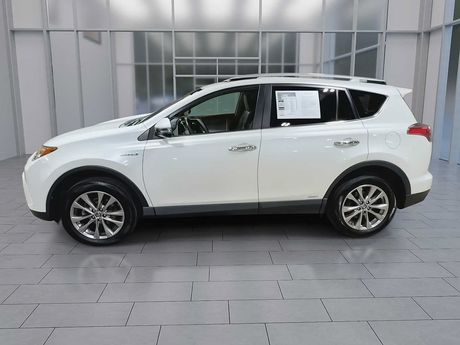 Used 2016 Toyota RAV4 Limited w/ Advanced Technology Package AWD/4WD image 5