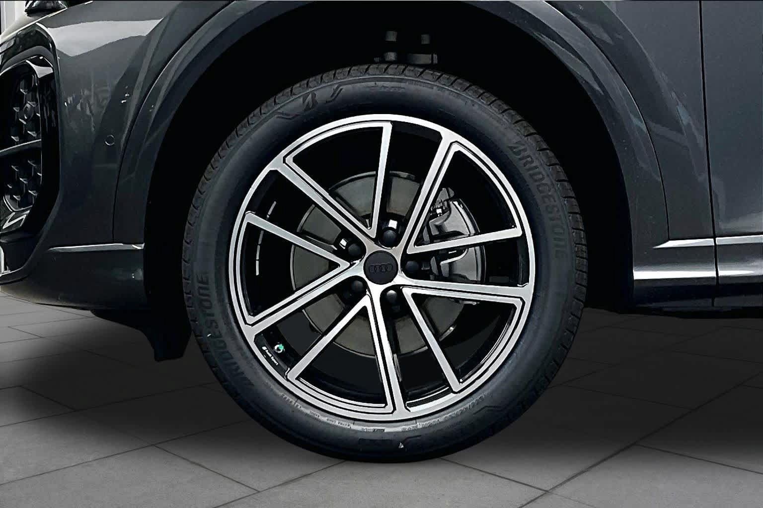 New 2026 Audi Q5 Premium Plus w/ Premium Plus AWD/4WD image 11
