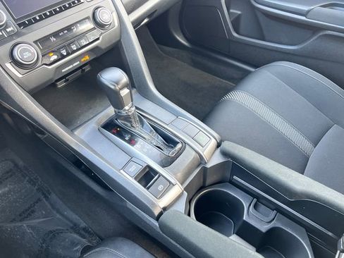 Used 2018 Honda Civic Sport image 26