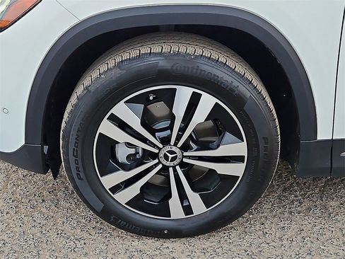 Used 2025 Mercedes-Benz GLA 250 image 13