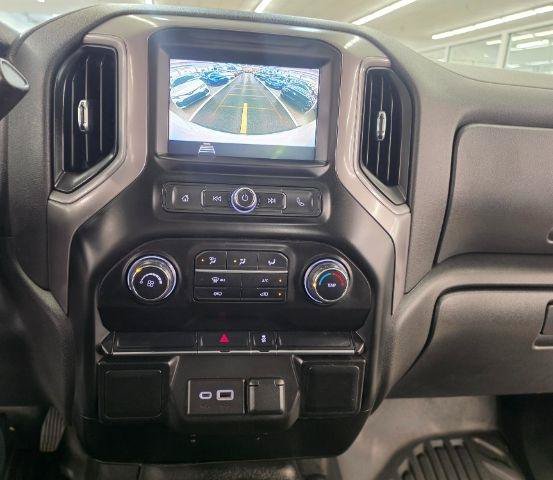 Used 2021 Chevrolet Silverado 1500 W/T AWD/4WD image 16