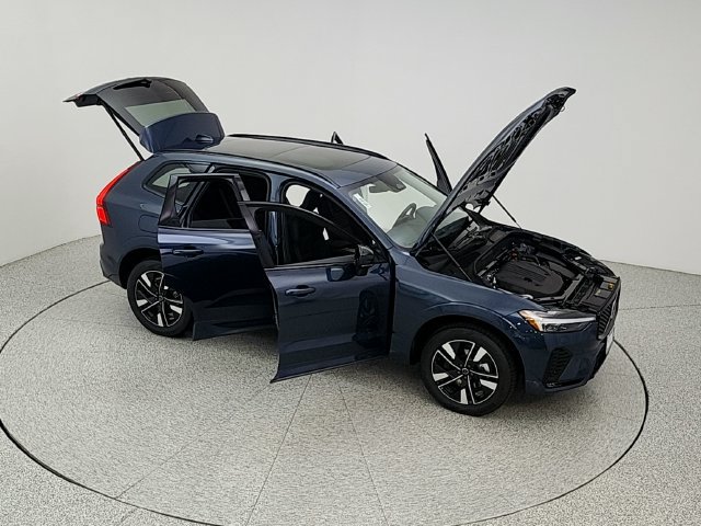 New 2027 Volvo XC60 B5 Core AWD/4WD image 38