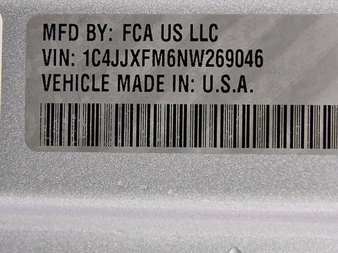 Used 2022 Jeep Wrangler Unlimited Rubicon w/ Cold Weather Group image 12