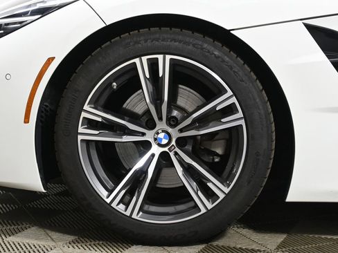 Certified 2024 BMW Z4 sDrive30i w/ Premium Package image 20