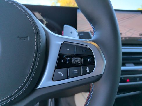 Used 2026 BMW X6 M60i image 19