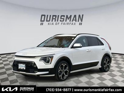 Used 2023 Kia Niro EX Touring