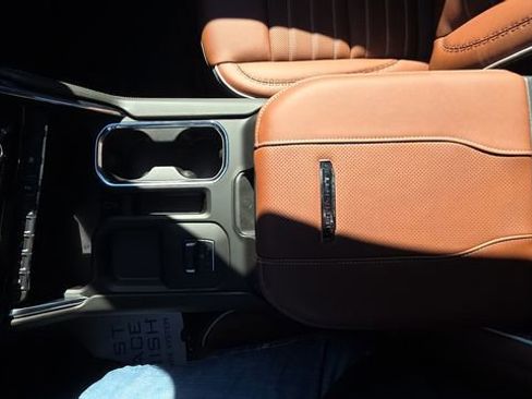 New 2026 GMC Sierra 3500 Denali Ultimate image 39