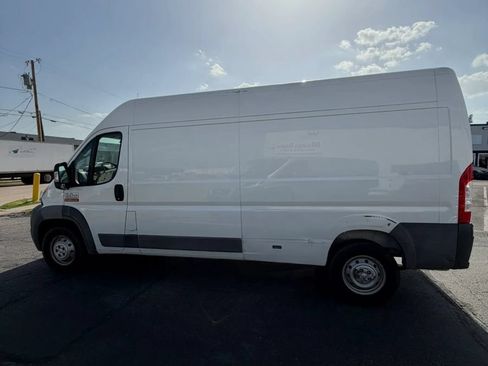 Used 2018 RAM ProMaster 2500 w/ Interior Convenience Group FWD image 6