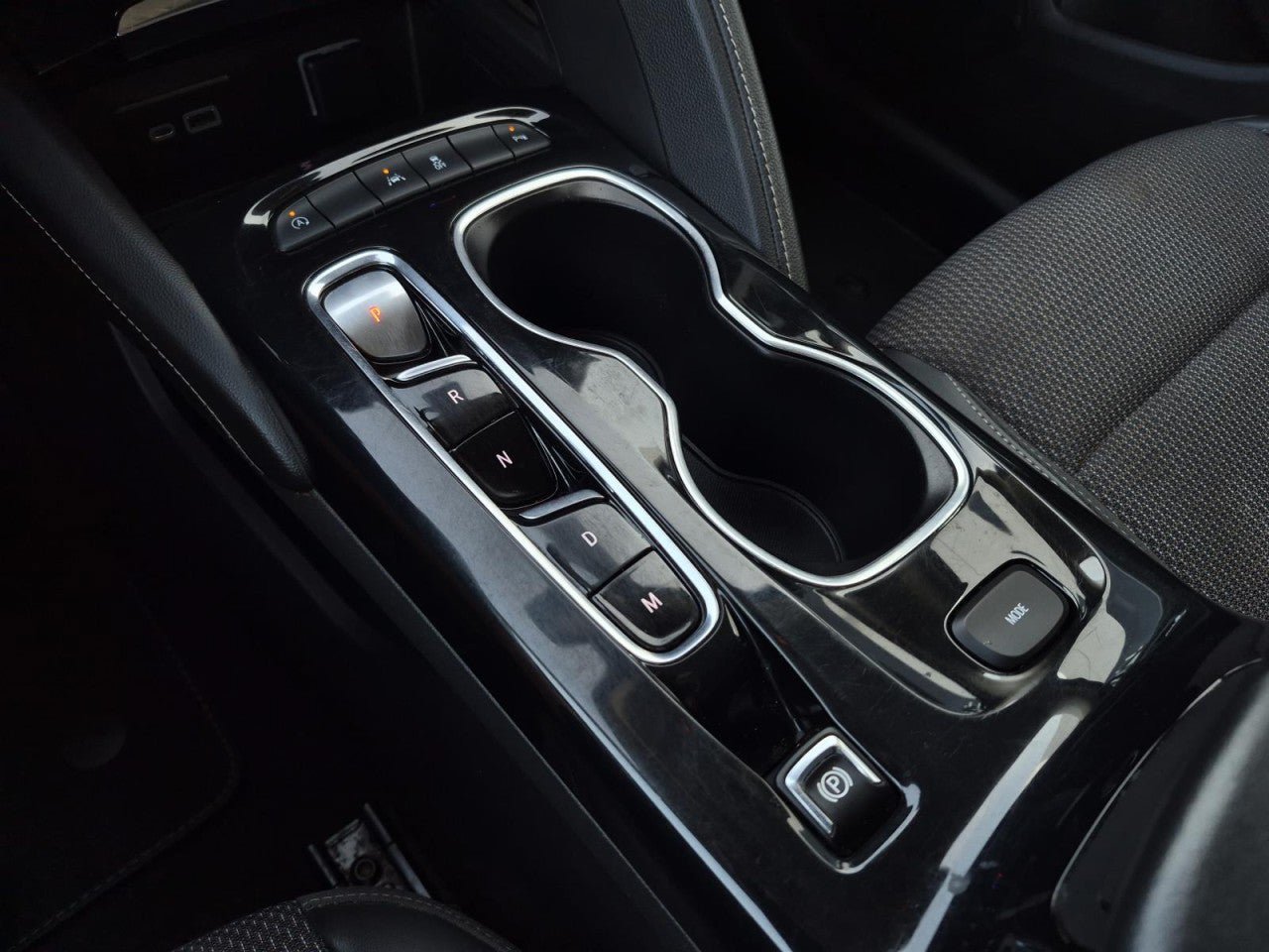 Certified 2023 Buick Envision Preferred FWD image 25
