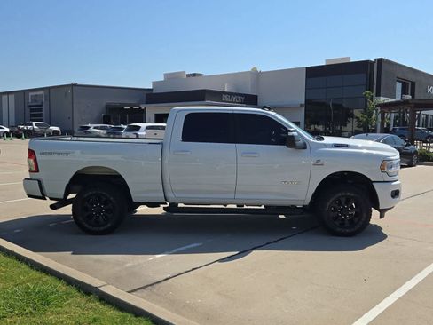 Used 2024 RAM 2500 Big Horn w/ Sport Appearance Package AWD/4WD image 7
