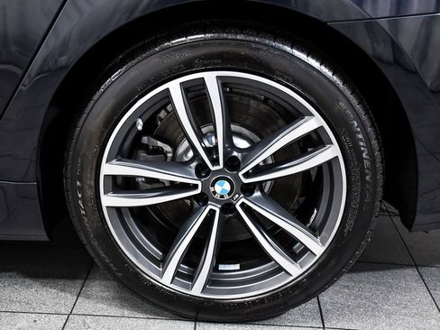 Used 2022 BMW 750i xDrive w/ Executive Package AWD/4WD image 8