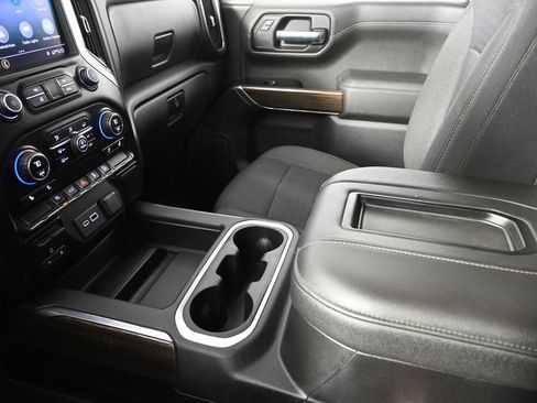 Used 2019 Chevrolet Silverado 1500 RST w/ True North Edition AWD/4WD image 32