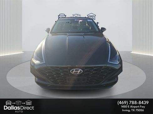 Used 2022 Hyundai Sonata Limited w/ Preferred Accessory Package image 3