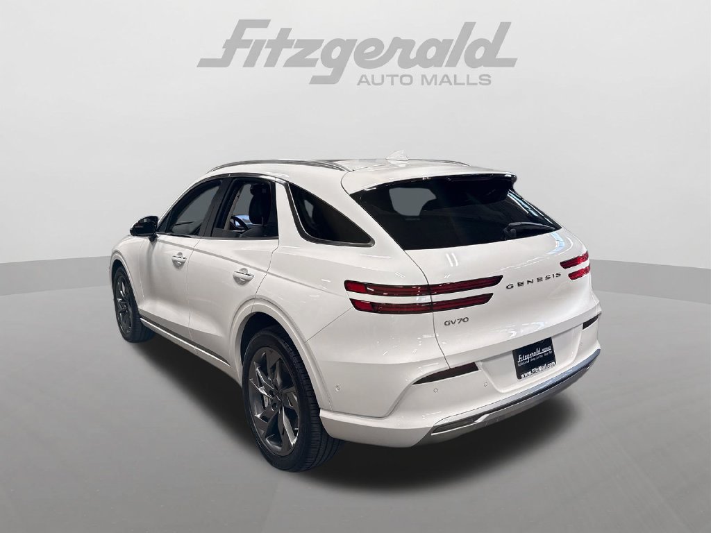 Used 2025 Genesis Electrified GV70 AWD/4WD image 8