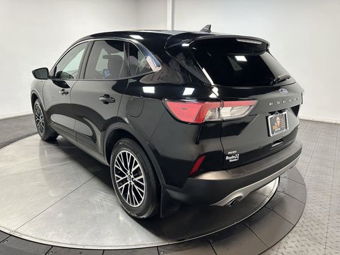 Used 2022 Ford Escape SE w/ Convenience Package image 9