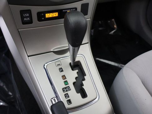 Used 2011 Toyota Corolla LE FWD image 37