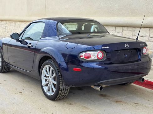 Used 2008 MAZDA MX-5 Miata Touring image 5