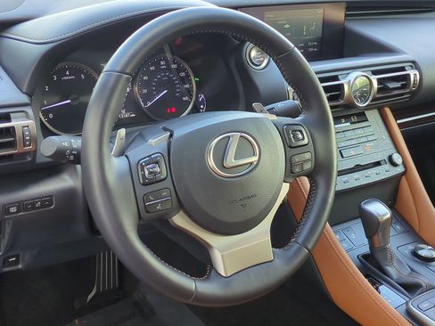 Used 2019 Lexus RC 350 w/ Premium Package RWD image 18