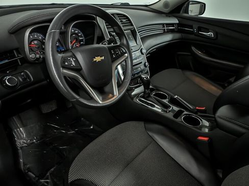 Used 2015 Chevrolet Malibu LT w/ Power Convenience Package FWD image 16