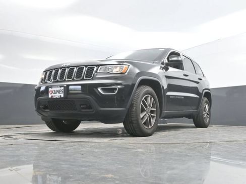 Used 2020 Jeep Grand Cherokee Laredo w/ Quick Order Package 2BN North AWD/4WD image 49