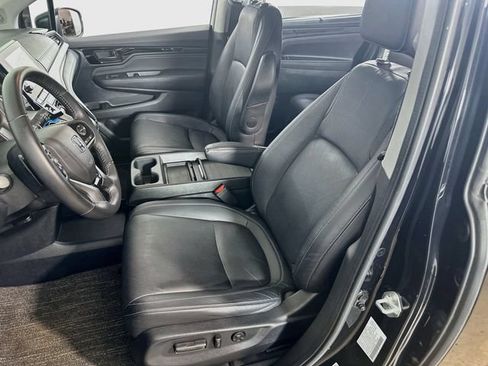 Used 2023 Honda Odyssey Touring image 23