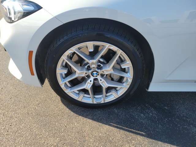 Used 2026 BMW 330i xDrive Sedan AWD/4WD image 12