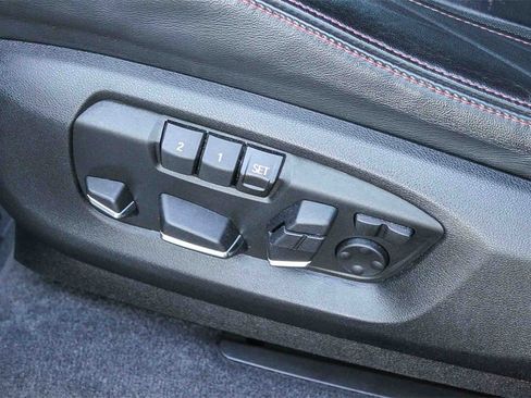 Used 2018 BMW X6 M image 27