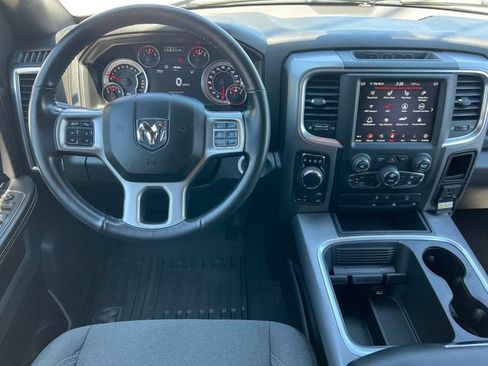 Used 2022 RAM 1500 Warlock AWD/4WD image 3