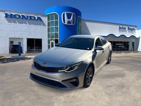 Used 2019 Kia Optima LX image 1