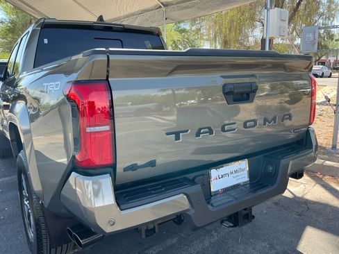 Certified 2024 Toyota Tacoma TRD Sport w/ TRD Sport Upgrade Package image 24
