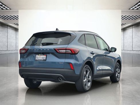 Used 2025 Ford Escape ST-Line Select w/ Tech Pack #1 AWD/4WD image 6