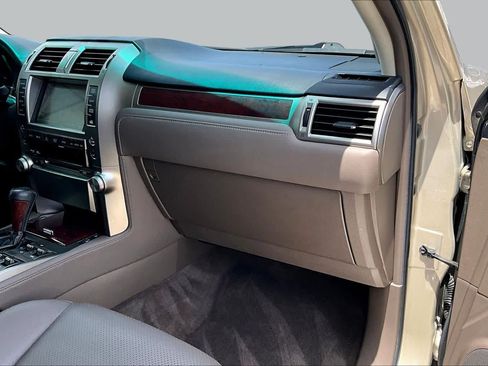 Used 2010 Lexus GX 460 Premium AWD/4WD image 14