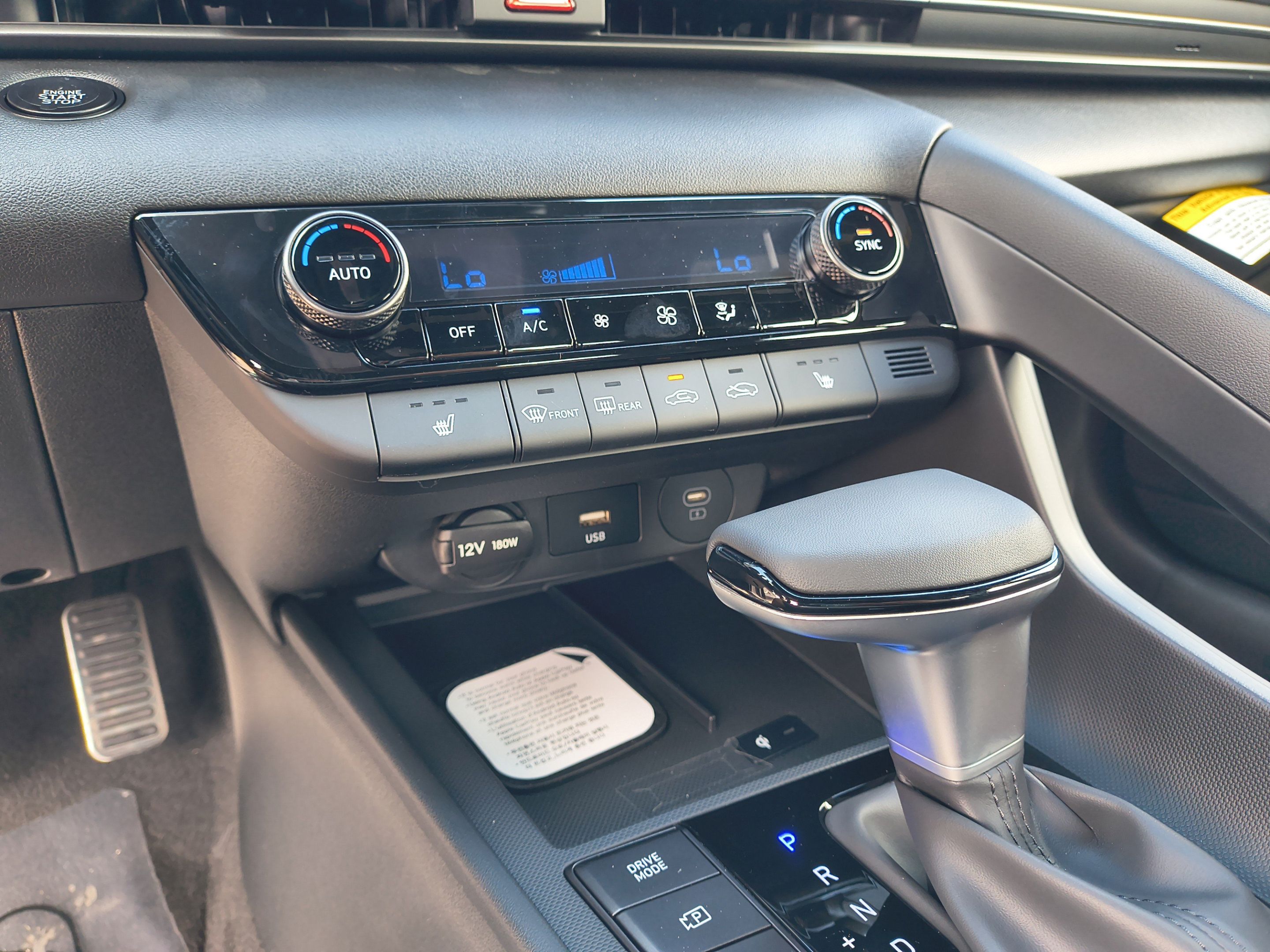 New 2026 Hyundai Elantra SEL Sport FWD image 25