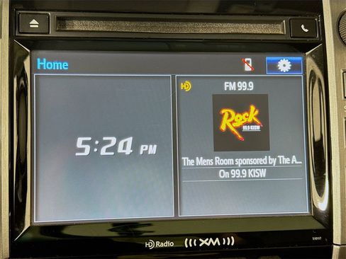 Used 2017 Toyota Tundra SR5 image 32