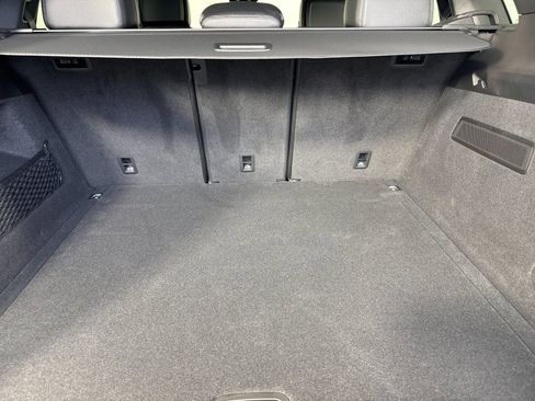 New 2026 Porsche Cayenne image 17