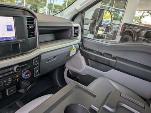 New 2026 Ford F550 4x4 Regular Cab Super Duty image 15