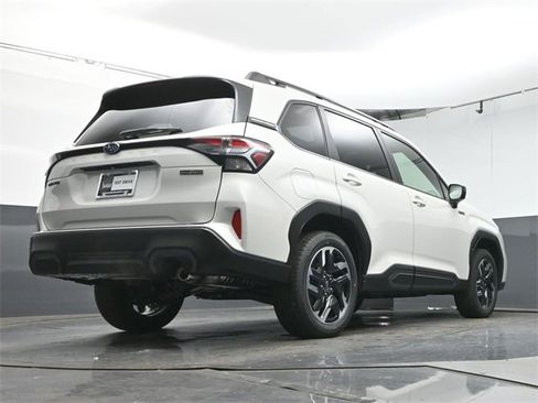 New 2025 Subaru Forester Limited image 40