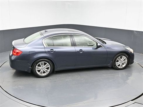 Used 2013 INFINITI G37 Journey w/ Premium Pkg image 39