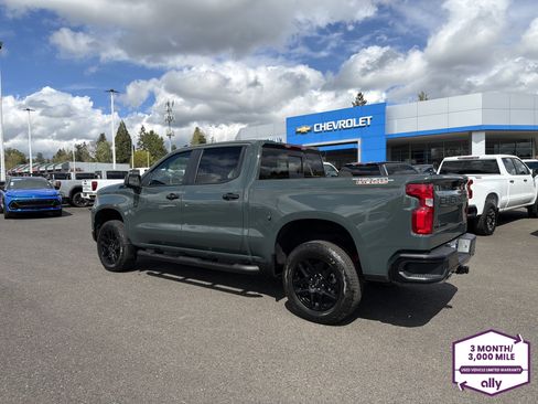 Used 2026 Chevrolet Silverado 1500 LT Trail Boss w/ Safety Package AWD/4WD image 3