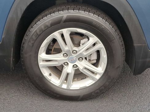 Certified 2024 GMC Terrain SLE image 8