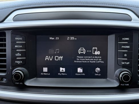 Used 2019 Kia Sorento LX image 22