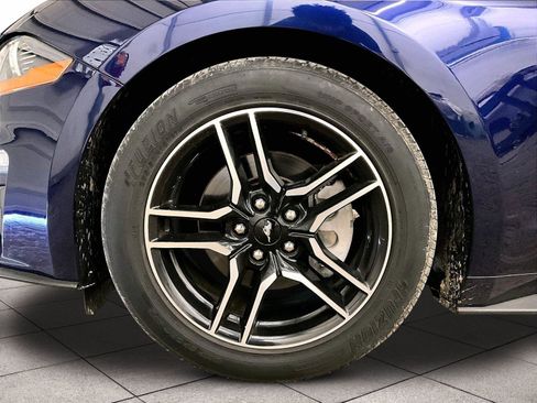 Used 2020 Ford Mustang Premium RWD image 8
