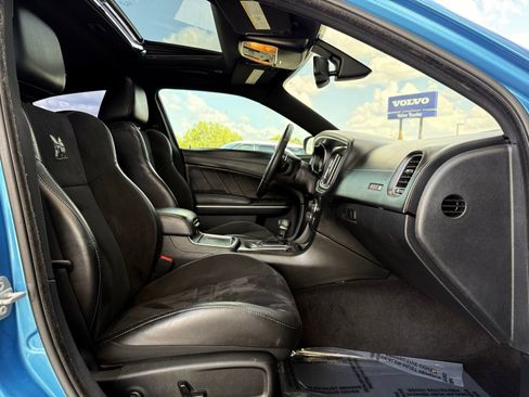 Used 2019 Dodge Charger Scat Pack w/ Dynamics Package image 37