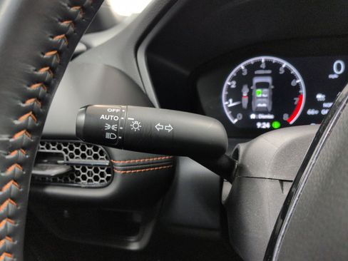 Certified 2023 Honda HR-V Sport image 27